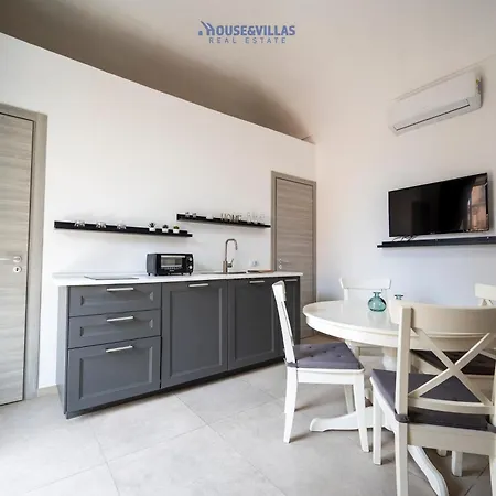 Apartment House & - Demetra *